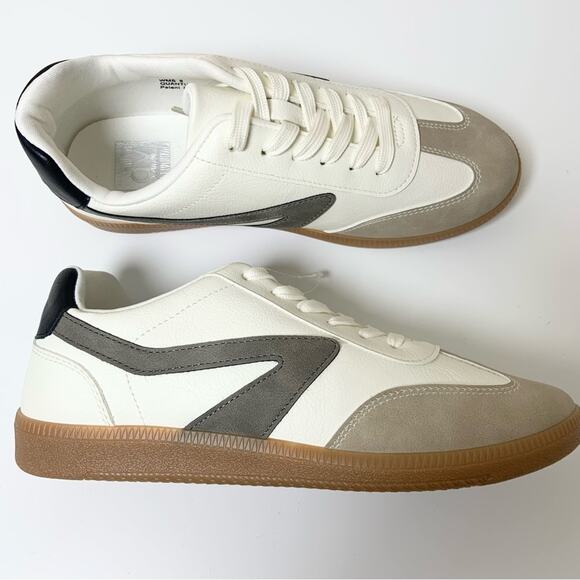 Dolce Vita Quantum Grey White Sneakers Size 8 Shoes NEW - Picture 2 of 14